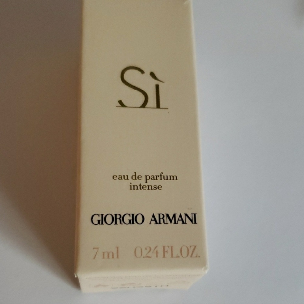 Gucci Flora and Bloom Perfume Set - Multicolor - Picture 6 of 7